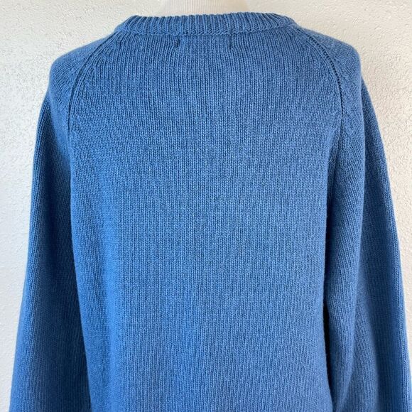 2022 Pure Wool Crew Neck Sweater Size L EUC - Picture 6 of 7